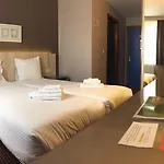 Les 100 Ciels Hotel