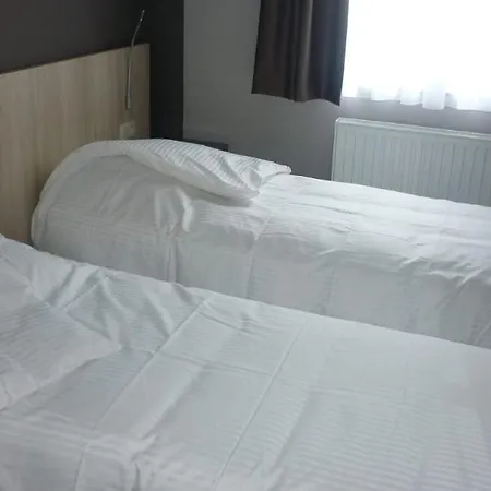 Hotel Les 100 Ciels Saint-Hubert